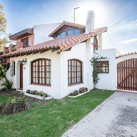 Chalet En Barrio Parque Мар-дель-Плата Экстерьер фото
